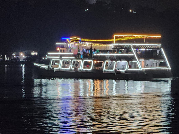 Luxury Dinner Cruise in Goa: Experience the Large 2-Deck Dine Cruise on Mandovi River